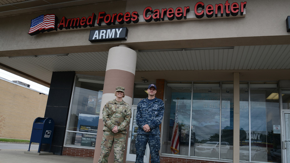 Recruiters Serve as Gateway to Military Service