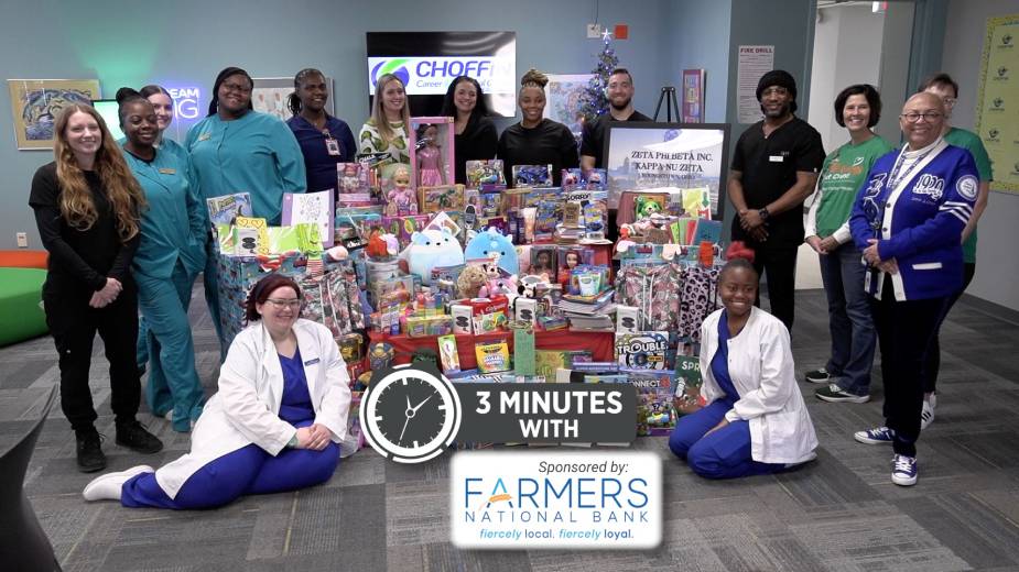 Choffin Students Donate Gifts to Akron Children's Hospital Mahoning Valley