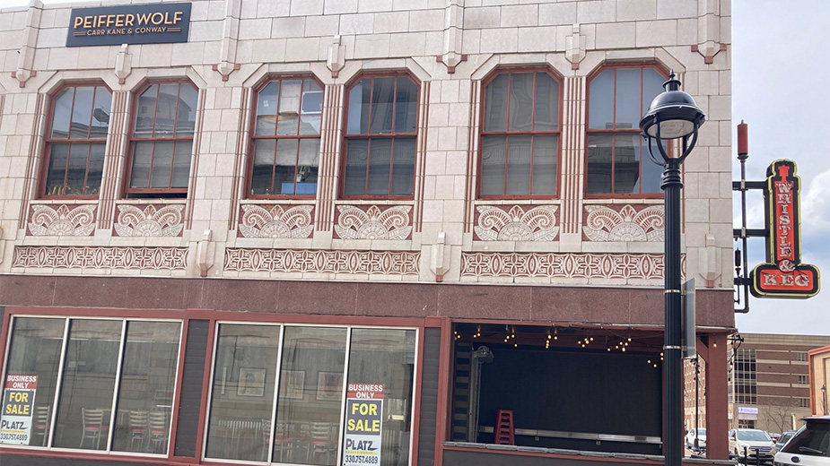 Whistle & Keg Bar in Downtown Youngstown Is for Sale